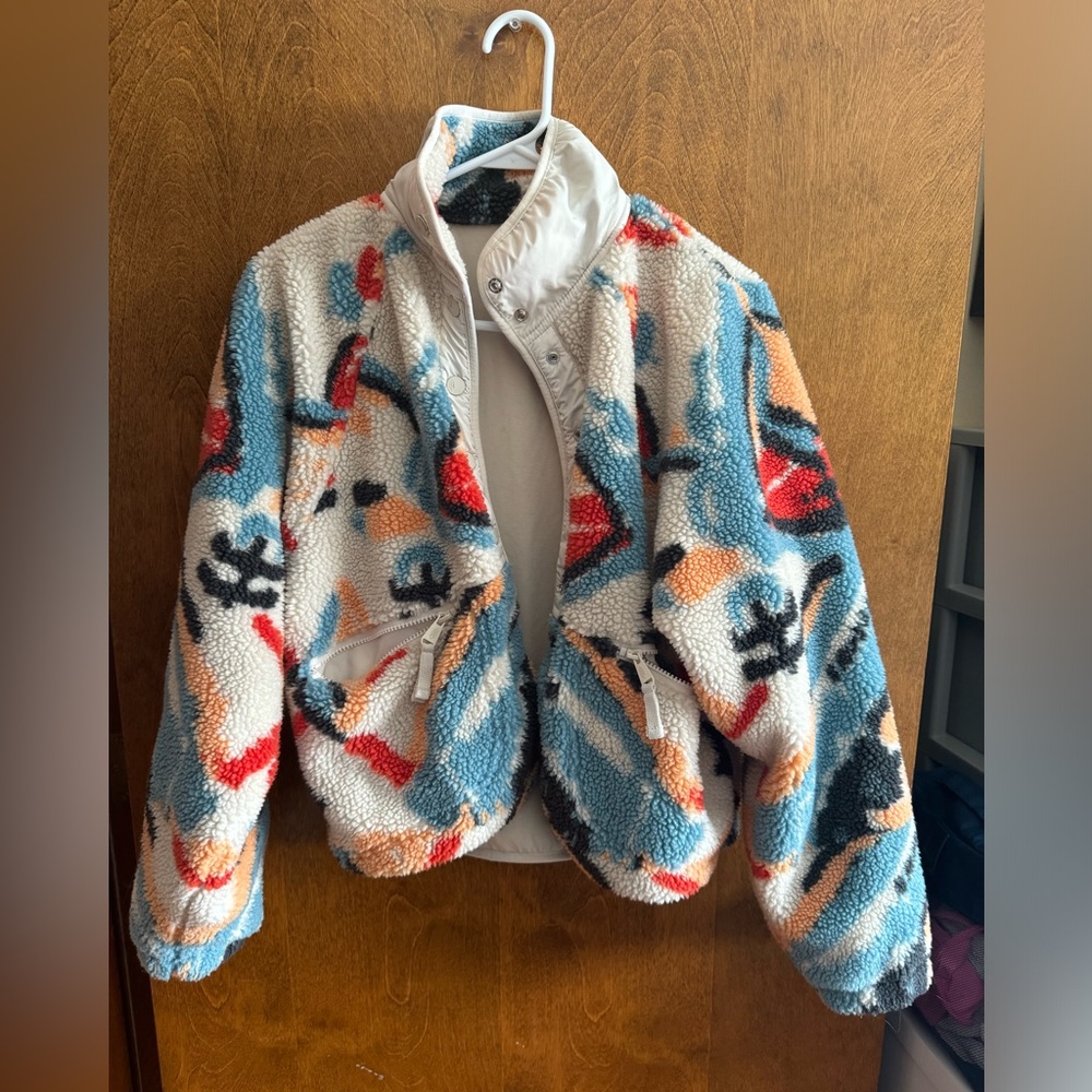 Free People Hit The Slopes Fleece Printed Jacket in Multi Color!